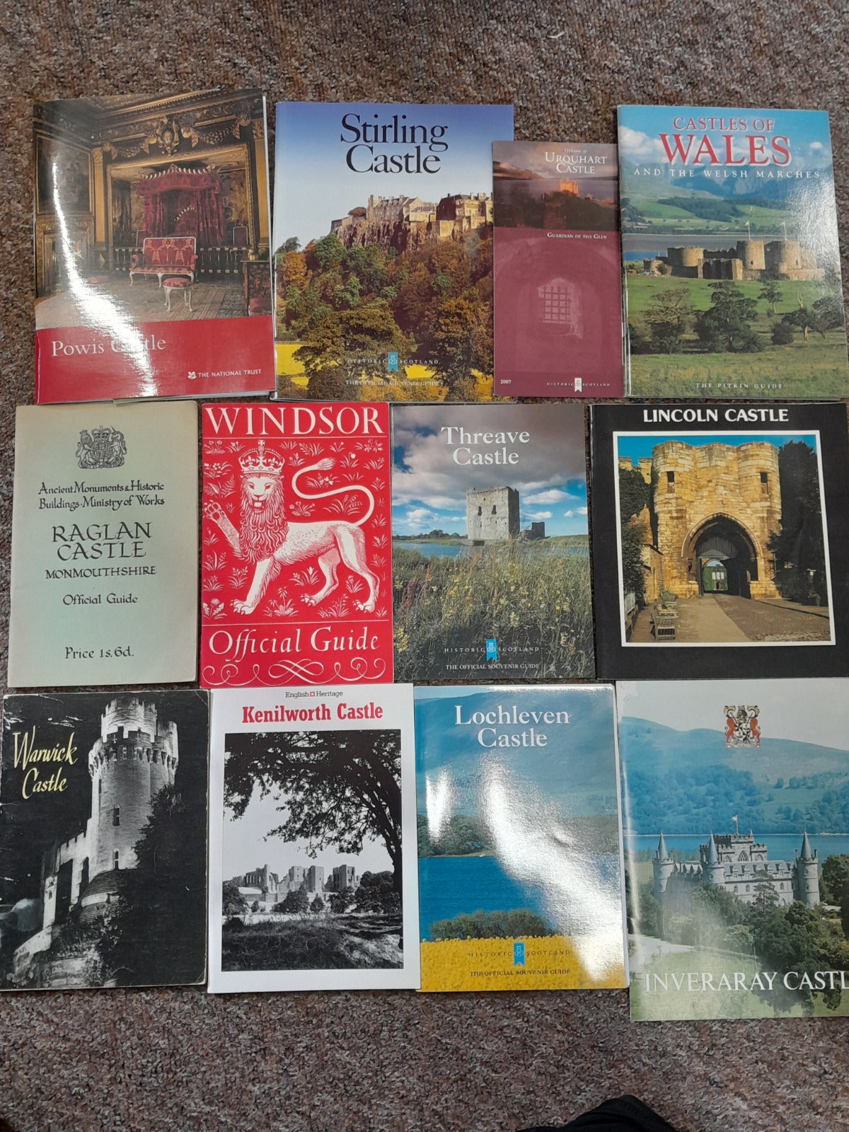 Castle Guide Books  x12