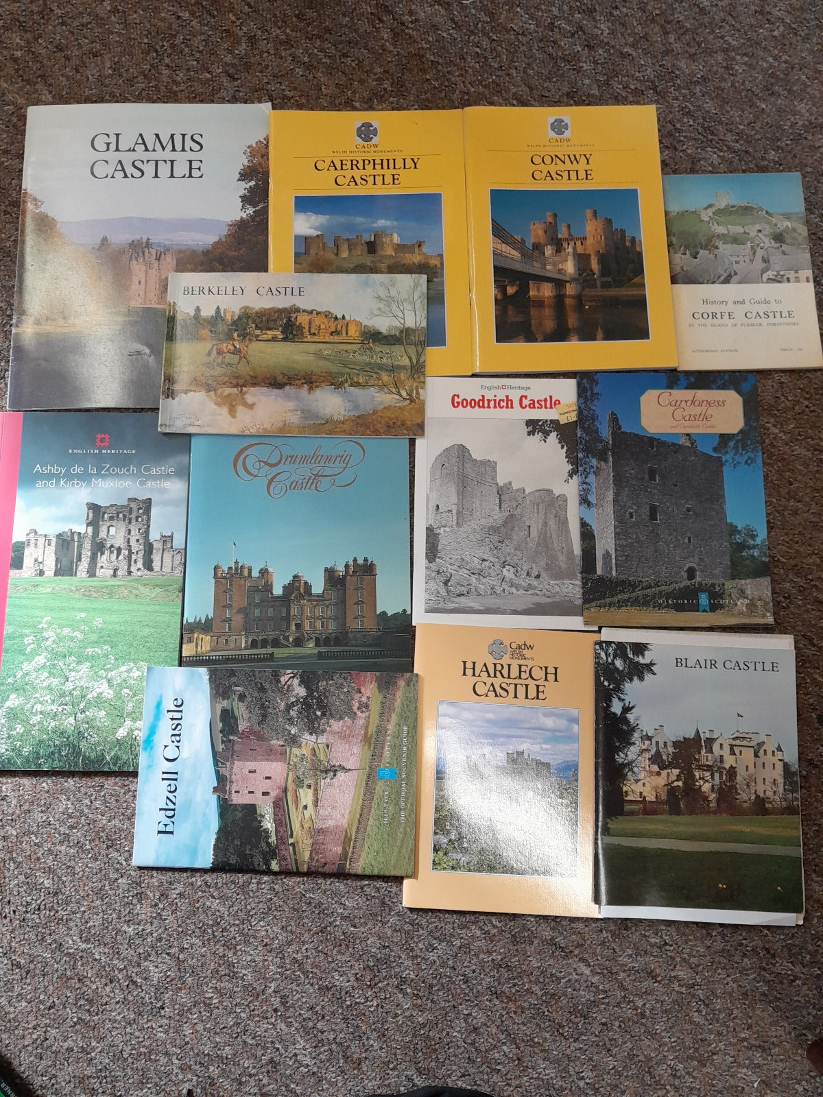 Castle Guide Books A to H