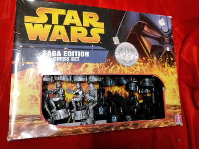 Star Wars Saga Edition Chess Set