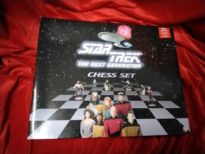 Star Trek TNG Chess Set Special Edition