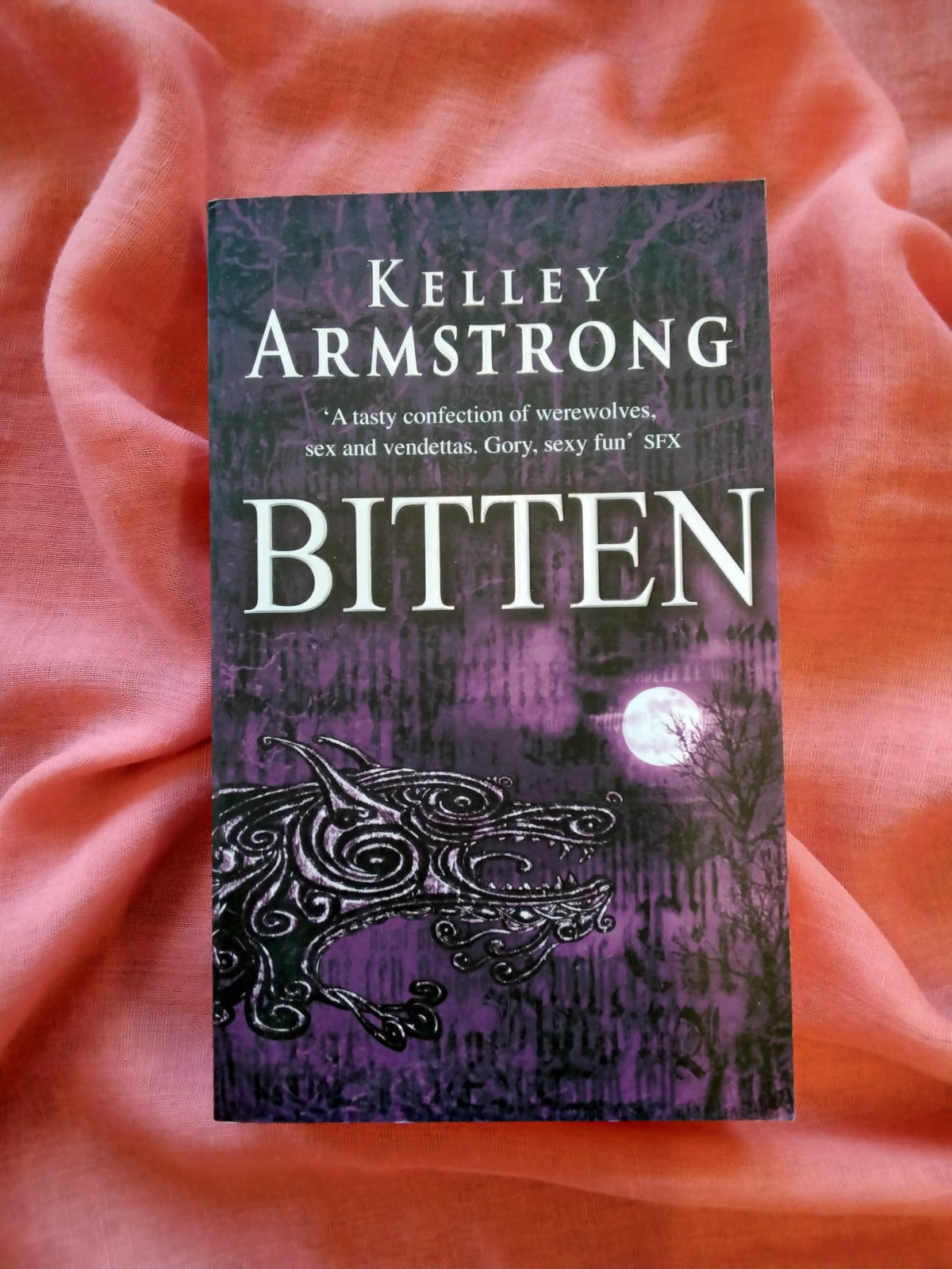 Bitten Series Werewolf Kelly Armstrong