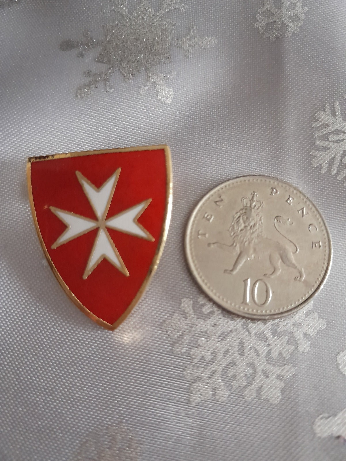 Knights Templar Maltese Cross badge