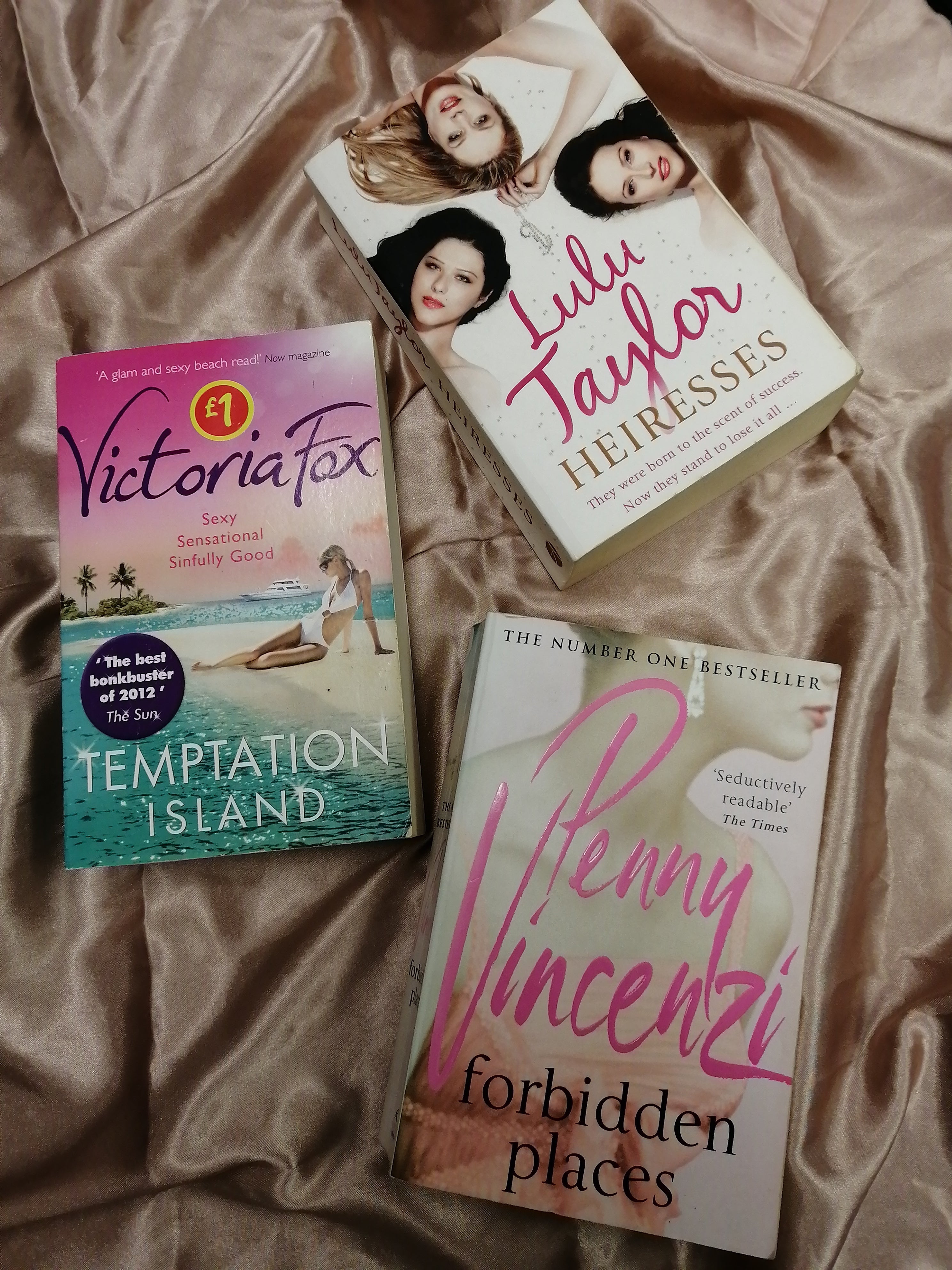 Romance Fashion and Passion Book Pack - Old Curiosity Bookshop