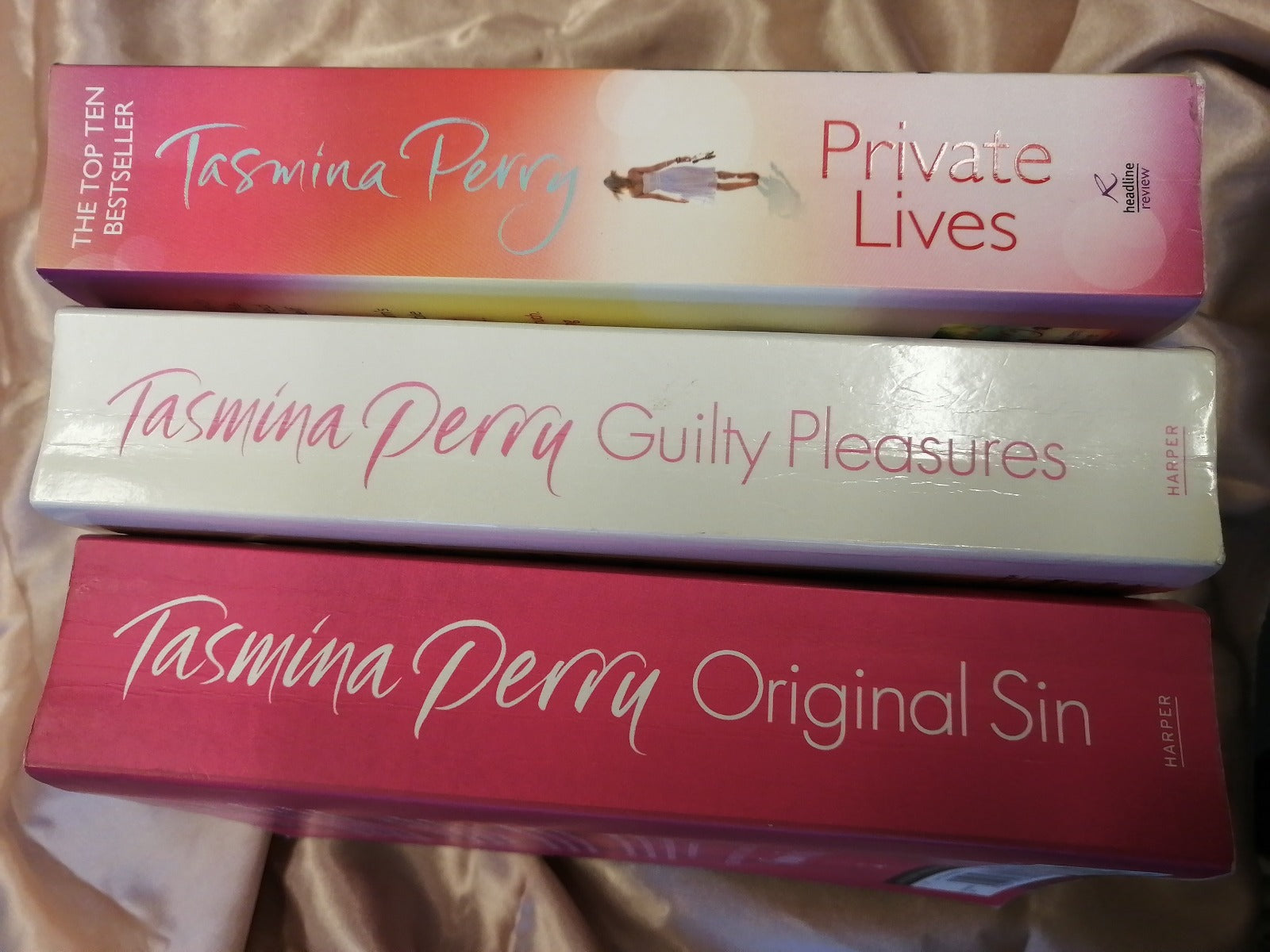 Romance Tasmina Perry Book Pack - Old Curiosity Bookshop