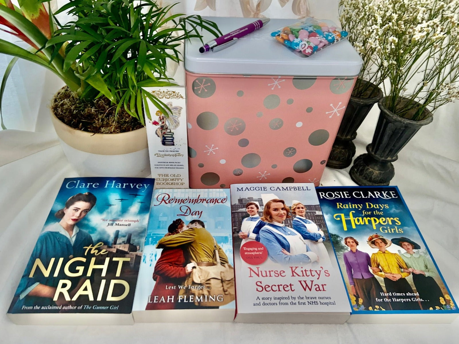 Wartime Sagas Gift in a Tin Book pack